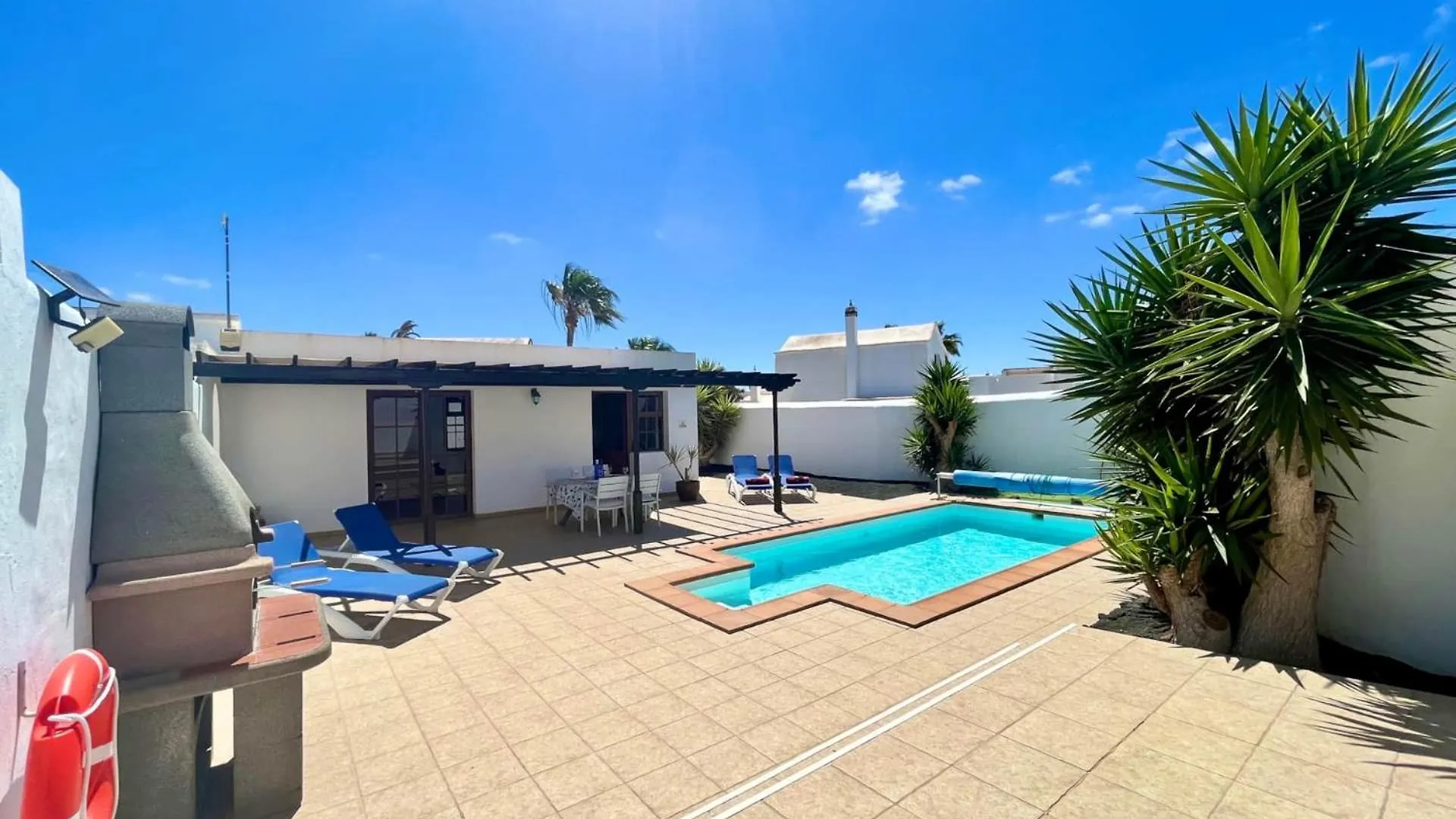 Domingo 2 By Jk Lanzarote Villa Puerto del Carmen  Spain